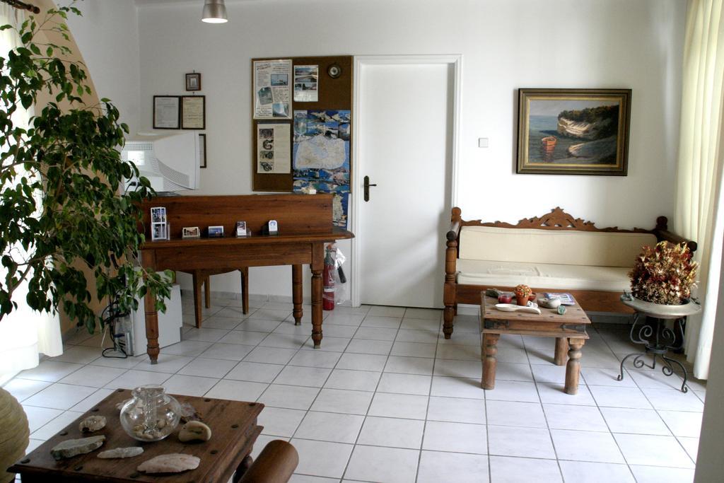 Giannoulis Hotel Adámas Extérieur photo